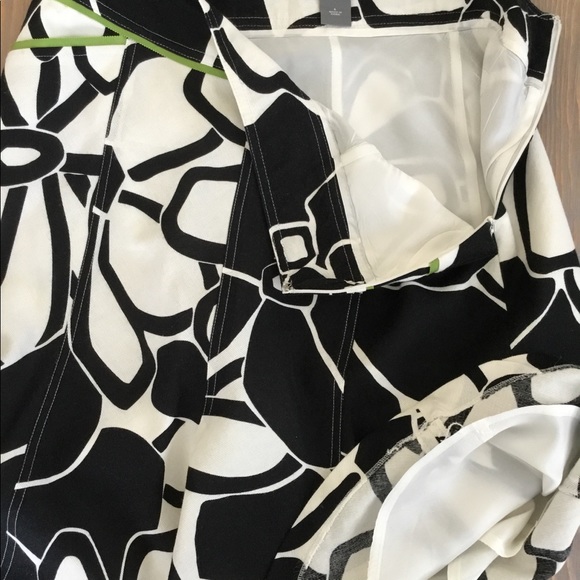 Ann Taylor Skirt Sz 6 - Picture 2 of 4